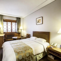 Commodore Hotel Busan 3* Стандартный номер с различными типами кроватей