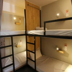 Homie Hostel & Cafe' 2* Кровать в общем номере фото 10