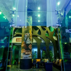 Raha Grand Hotel спортивное сооружение