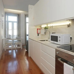 Апартаменты Apartment Alegria Street by Sweet Porto - Free Parking Порту в номере