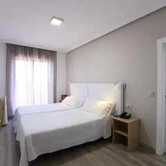 Hotel Castilla 3* Улучшенный номер фото 2