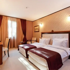 Best Western Plus Bristol Hotel 4* Номер Комфорт с 2 отдельными кроватями фото 2