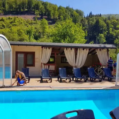 Гостиница Tsarynka Holiday Park Украина, Розгирче - отзывы, цены и фото номеров - забронировать гостиницу Tsarynka Holiday Park онлайн бассейн фото 2