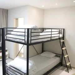 Отель GV Residence 2* Кровать в мужском общем номере с двухъярусной кроватью фото 3