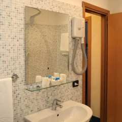 Отель Eurohotel 3* Улучшенный номер фото 6