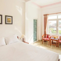 Отель Hung Do Beach Homestay 3* Улучшенный номер с различными типами кроватей фото 2