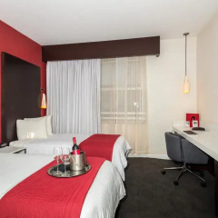 O Hotel 3* Номер Делюкс с 2 отдельными кроватями