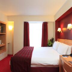 Отель Holiday Inn London - Kensington 4* Стандартный номер с различными типами кроватей фото 2