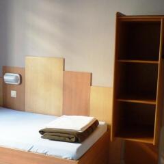 Sleep Well Youth Hostel Кровать в мужском общем номере с двухъярусной кроватью фото 9