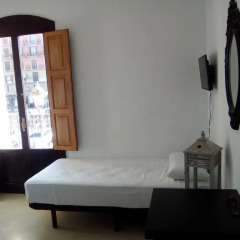 Отель Reina 12 Guest House 3* Стандартный номер с 2 отдельными кроватями фото 7