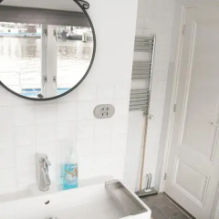 Отель Rent A Houseboat ванная фото 2