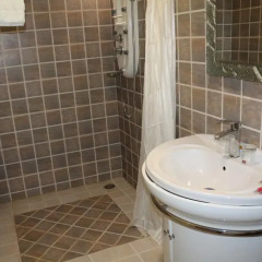 Kingsbridge Royale Hotel 3* Стандартный номер с различными типами кроватей фото 2