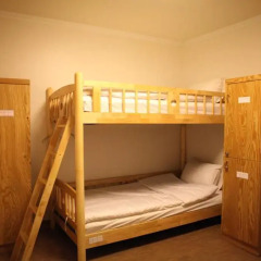 Отель Atti Guesthouse 2* Кровать в мужском общем номере с двухъярусной кроватью фото 5