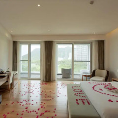 Отель Mingshen Golf & Bay Resort Sanya 4* Стандартный номер с различными типами кроватей фото 6