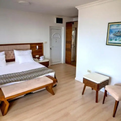 Hotel Adrovic Sveti Stefan 3* Студия с различными типами кроватей фото 6