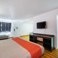 Отель Motel 6 Buckeye Lake 2* Номер Делюкс с различными типами кроватей фото 4