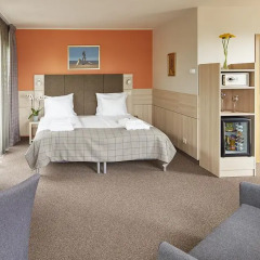 Wellton Riga Hotel & SPA 4* Улучшенный номер с двуспальной кроватью фото 4