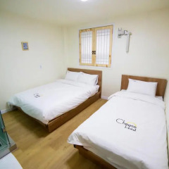 Cheese Hotel Myeongdong 2* Стандартный номер с различными типами кроватей фото 2