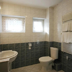 Отель Relax Apartmenthouse ванная