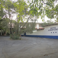 Отель Airport Hotel Costa Rica Коста-Рика, Алахуэла - отзывы, цены и фото номеров - забронировать отель Airport Hotel Costa Rica онлайн парковка
