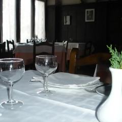Отель Hostal Ayestaran II в номере