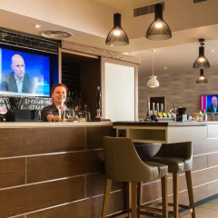 Отель Holiday Inn Brighton Seafront гостиничный бар фото 2
