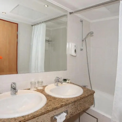 Danubius Hotel Helia 4* Улучшенный люкс