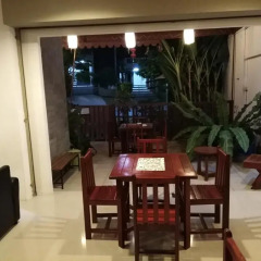 Отель Baan Oui Phuket Guest House питание