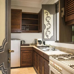 Отель Four Seasons Resort Bali at Jimbaran Bay 5* Вилла с различными типами кроватей фото 8