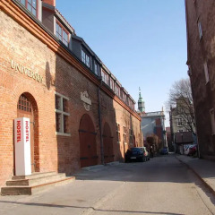Hostel Universus i Apartament Кровать в общем номере с двухъярусными кроватями фото 10