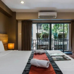 Отель The Cottage Suvarnabhumi 3* Улучшенный номер с двуспальной кроватью фото 17