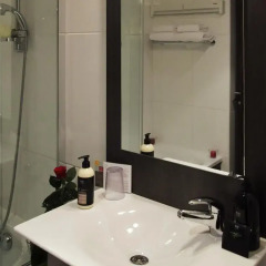 Отель Aparthotel Adagio Marseille Vieux Port 4* Студия с различными типами кроватей