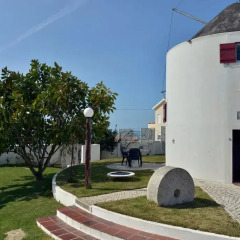 Отель Feels Like Home - Moinho do Mar near Ericeira парковка