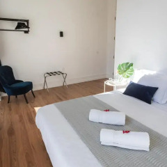 Отель Lisbon Check-In Guesthouse 3* Люкс с различными типами кроватей фото 7