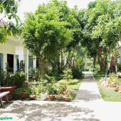 Отель Mon Bungalow вид на фасад