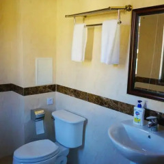 Отель Beijing Huihuang International Villa Hotel Китай, Пекин - отзывы, цены и фото номеров - забронировать отель Beijing Huihuang International Villa Hotel онлайн ванная