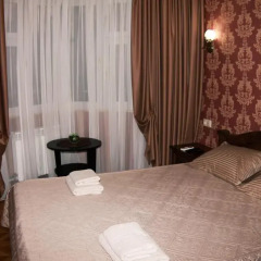 Hotel Day and Night on Profsoyuznoy Люкс с различными типами кроватей фото 3