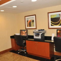 Отель DoubleTree by Hilton Carson 3* Стандартный номер с различными типами кроватей фото 3