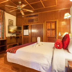 Отель Tropica Bungalow Resort 3* Улучшенное бунгало с различными типами кроватей фото 11