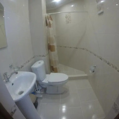 Гостиница Guest House at Sanatornaya 4A ванная