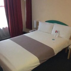 Отель Hôtel ibis Sarcelles 3* Стандартный номер с 2 отдельными кроватями