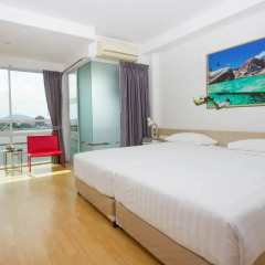 Отель Rang Hill Residence 4* Улучшенный номер с 2 отдельными кроватями фото 2