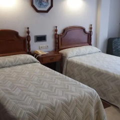 Отель Serantes Hotel Испания, Эль-Грове - отзывы, цены и фото номеров - забронировать отель Serantes Hotel онлайн детские мероприятия фото 2
