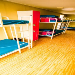Kimchee Sinchon Guesthouse - Hostel Кровать в женском общем номере с двухъярусной кроватью фото 11
