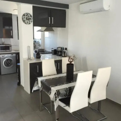 Отель OasisBeach Penthousse la Zénia комната для гостей фото 4
