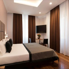 Trevi Collection Hotel 4* Стандартный номер с двуспальной кроватью