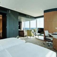 Отель DoubleTree By Hilton Istanbul - Moda 5* Люкс с различными типами кроватей