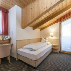 Отель Pensione Etschblick 3* Стандартный номер