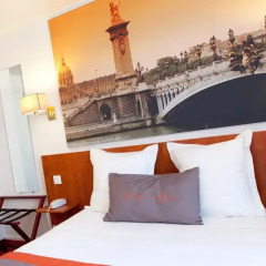 Отель Hôtel Alyss Saphir Cambronne Eiffel 3* Стандартный номер с двуспальной кроватью фото 5