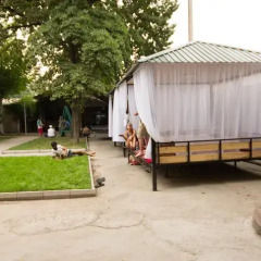 Отель Friends guest house & hostel Кыргызстан, Бишкек - отзывы, цены и фото номеров - забронировать отель Friends guest house & hostel онлайн парковка